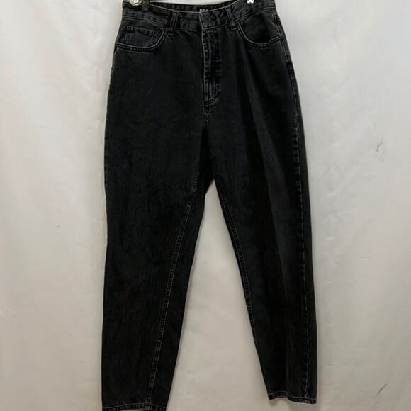 BDG MOM HIGH RISE‎ BLACK JEANS SIZE 30 - Picture 2 of 7